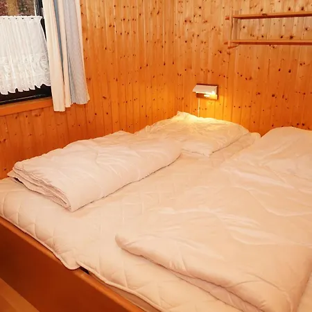 Vakantiehuis Blockhaus Fuer 4 Personen In Strandnaehe *
