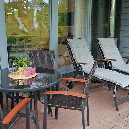 Holiday home Blockhaus Fuer 4 Personen In Strandnaehe Damp