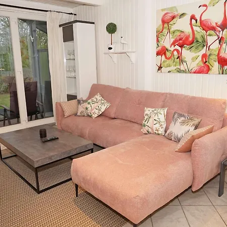 Holiday home Blockhaus Fuer 4 Personen In Strandnaehe Damp